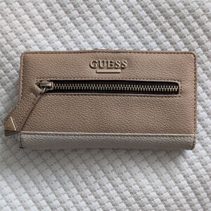 Guess Beige and Off-White Wallet